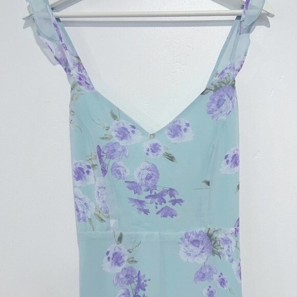 Lulu’s Floral Maxi Dress - Picture 5 of 10